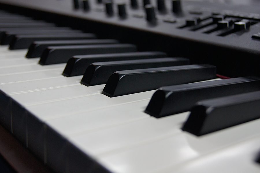 nauka gry na pianinie, organach, instrumentach klawiszowych